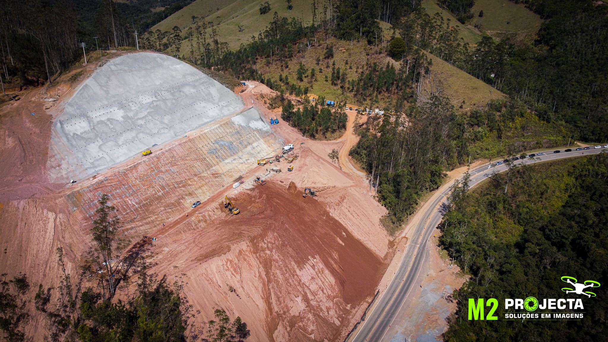 Obra de Contenção em Talude com Engenharia de Alta Performance